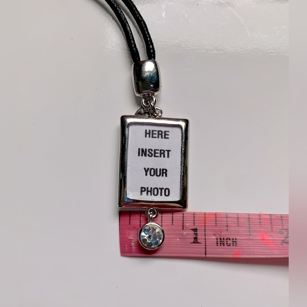 π·Photo Frame with Cubic Zirconia Purse/Bag/Backpack Charm β€οΈ Hearts on Back - Picture 6 of 7